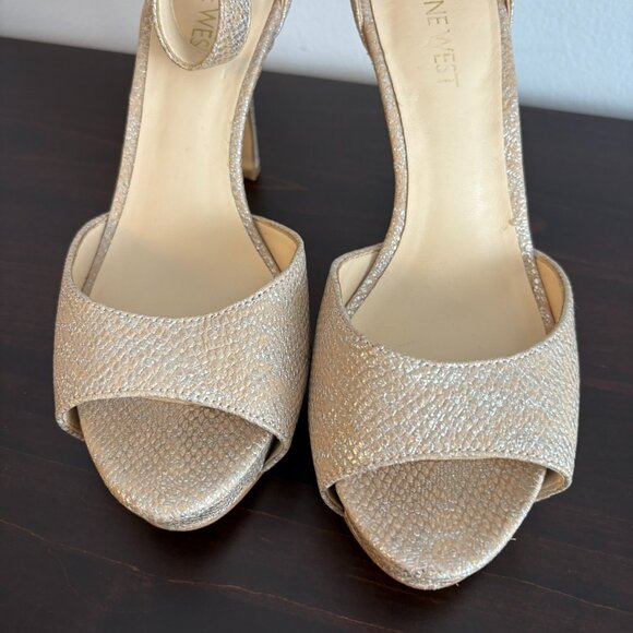 2 pairs of Nine west shoes - Picture 9 of 16